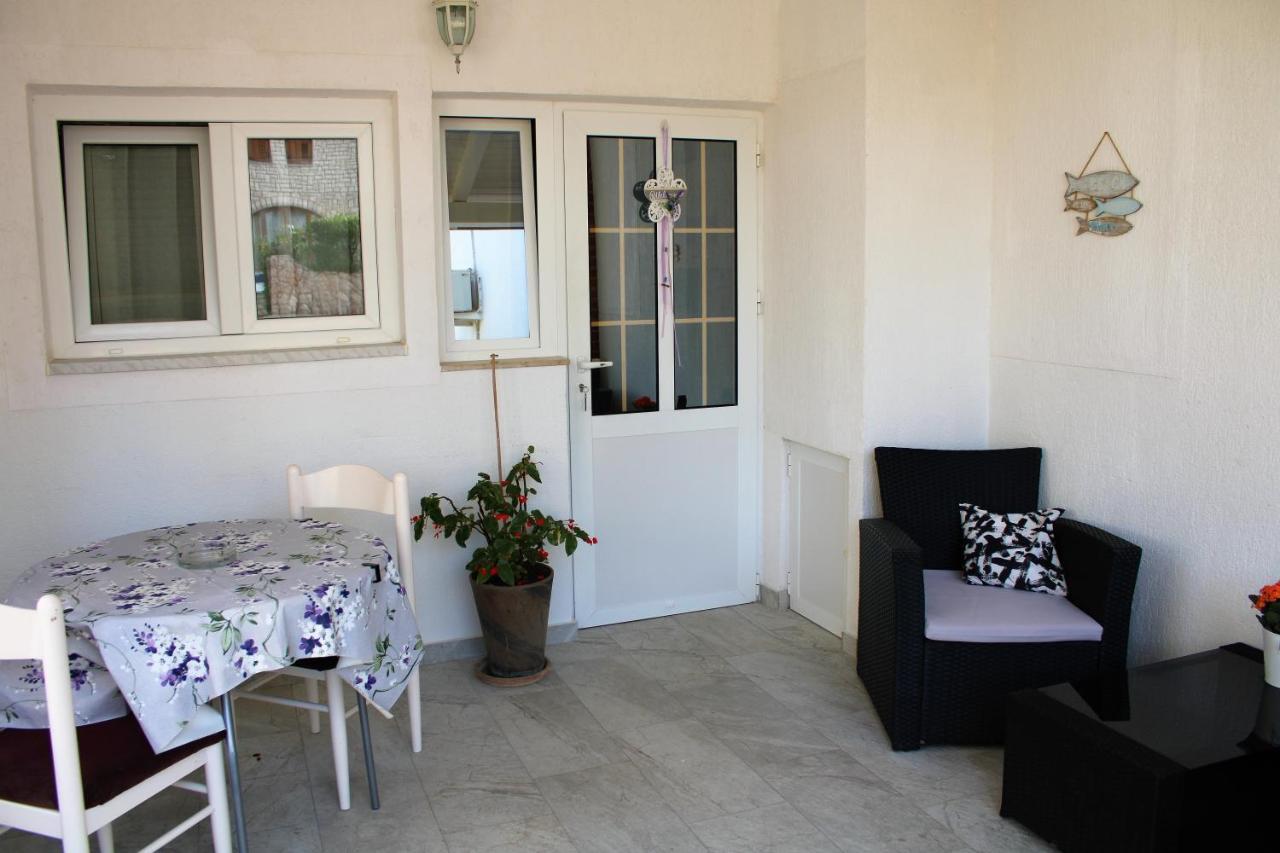 Apartmani B&S Barbat na Rabu ภายนอก รูปภาพ