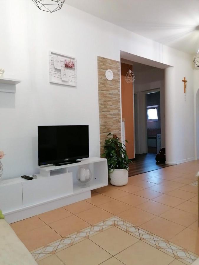 Apartmani B&S Barbat na Rabu ภายนอก รูปภาพ