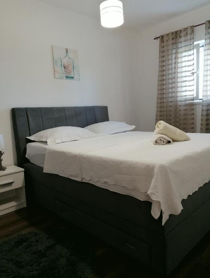 Apartmani B&S Barbat na Rabu ภายนอก รูปภาพ