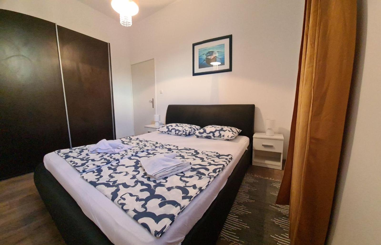 Apartmani B&S Barbat na Rabu ภายนอก รูปภาพ